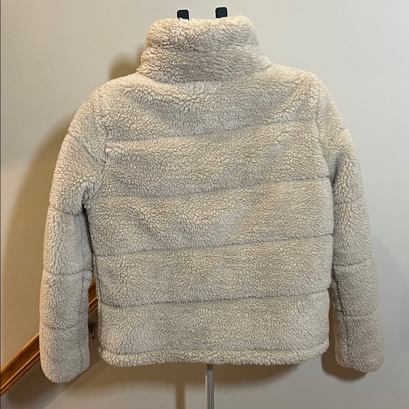 Calvin Klein Tan Sherpa Jacket - Size XSmall - Picture 9 of 14